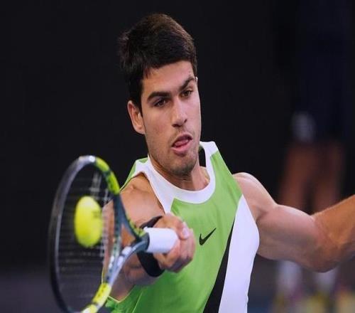 首奪澳網(wǎng)男單冠軍 阿爾卡拉斯達(dá)成“全滿貫”