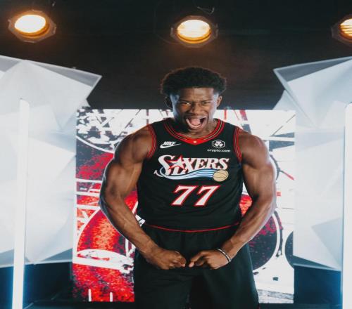 NBA首秀破詹姆斯纪录,13岁暴打高年级天才!下一个超级巨星
