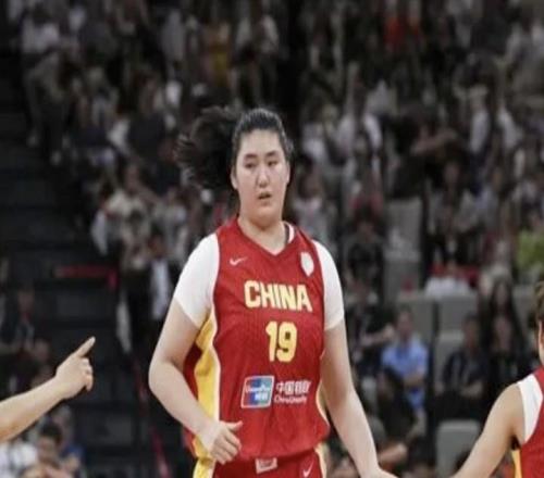 將迎來職業(yè)聯(lián)賽首秀，官方：2.26米張子宇通過WCBA窗口期注冊(cè)