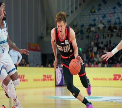 CBA拉开战幕广东双雄首轮一喜一忧