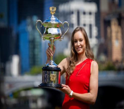 近三百萬獎金！張帥成澳網(wǎng)最大中國贏家