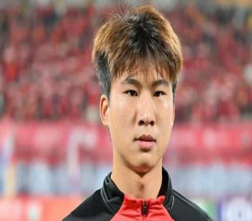 向余望身價漲至50萬，重慶5青年才俊霸榜主力框架浮現(xiàn)防被挖角