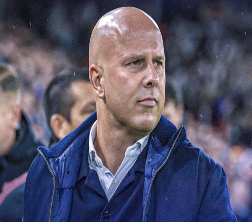 堅決不換帥！斯洛特拿到歐冠名額就留任，利物浦再給2億歐元買人