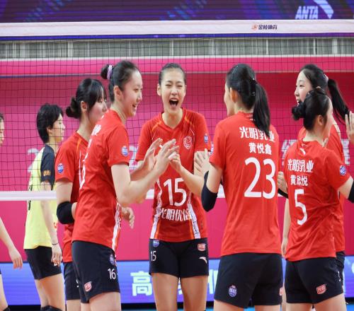 新袁心玥出爐！女排18歲1米96新星閃耀砍14分：母親是跨欄冠軍