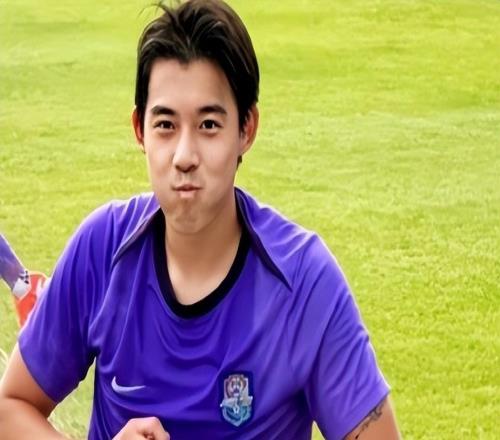 加盟3个月0出场,国足名宿之子惨遭于根伟无视,沦为中超多余人