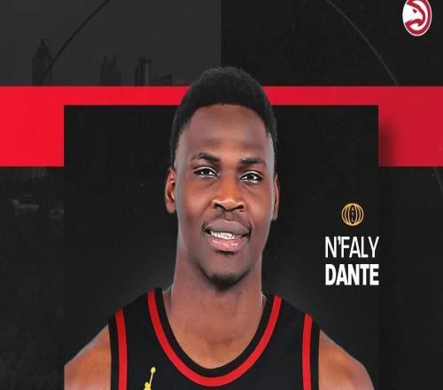 火箭拒绝匹配报价!正式加盟老鹰!当特创造了NBA历史