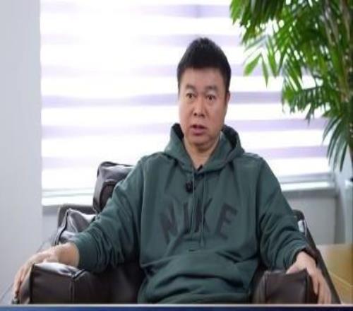 于根伟：麻豆精产国品一二三产区区别跟国安是相杀相爱，相对来讲感情还是比较深的