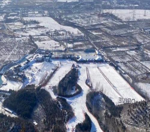 推出寵物友好服務(wù)、升級硬件設(shè)施，北京多家雪場正式開板