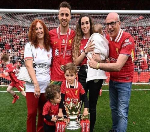 溫情滿(mǎn)滿(mǎn)！利物浦戰(zhàn)狼隊(duì)若塔兒子將作為球童亮相生前曾效力兩隊(duì)