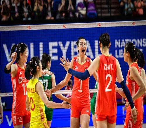 淚目！中國(guó)女排29歲奧運(yùn)冠軍入職南開：2米郎平愛(ài)將提前謝幕？