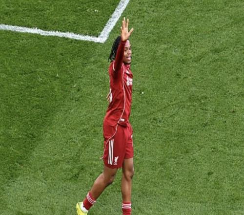 斯洛特：恩古莫哈在變強，他證明了自己為什麽獲得了更多機會