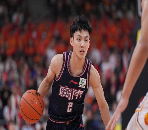 廣東宏遠(yuǎn)VS山西！杜鋒志在復(fù)仇，薩姆納奎因首秀，12人大名單出爐