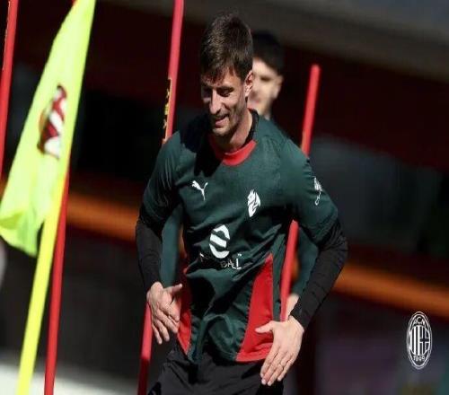 記者丨加比亞接受了腹股溝疝手術