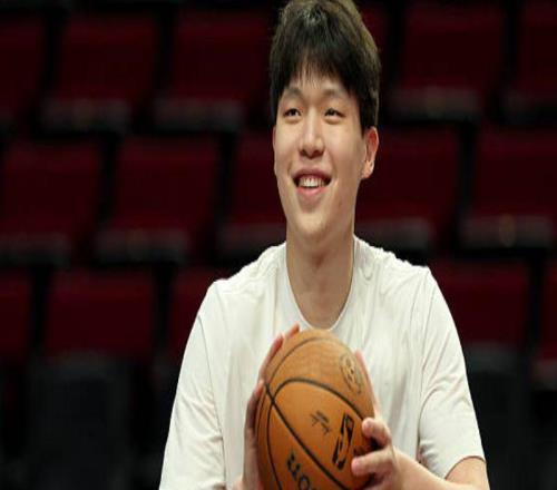 隊記：開拓者必須優(yōu)先培養(yǎng)楊瀚森愿送走羅威是積極信號