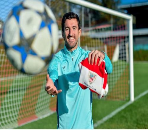 畢包后衛(wèi)維維安：西班牙隊競爭總非常激烈，現(xiàn)在不會去想這些