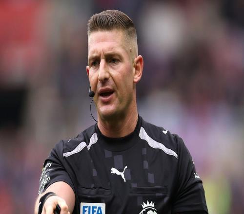 英超裁判5次漏判背後：VAR的盲區與保級戰