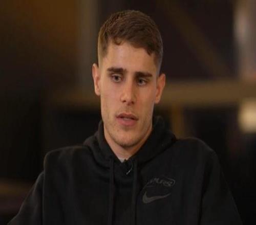 范德芬：我沒想傷害伊薩克只想擋射門，給他發(fā)了信息送去祝福