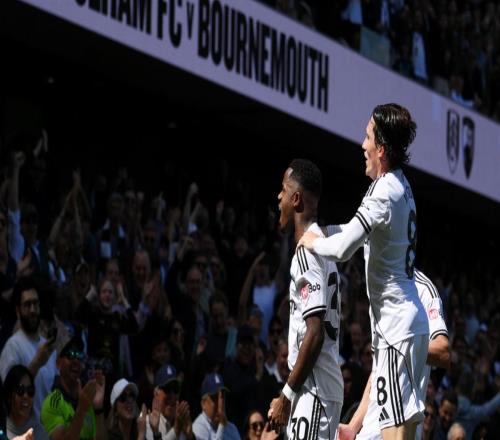 爆大冷！01！英超勁旅倒下，埃梅裏不敢相信，塞塞尼翁立大功