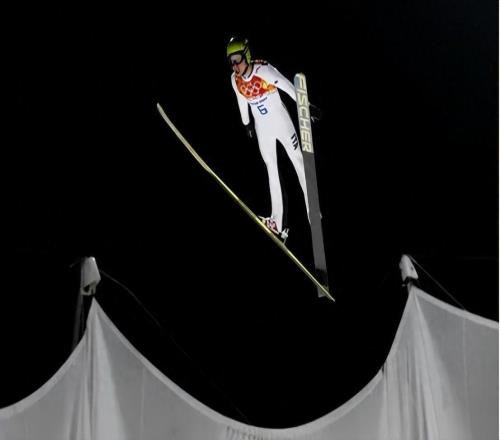 冬奧會(huì)前，男性運(yùn)動(dòng)員向下體注射玻尿酸？