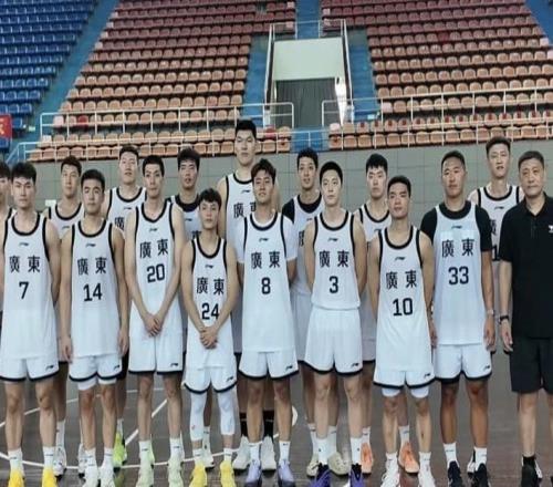 赵睿回归,11位国家队选手,广东队最强阵容产生,杜锋崛起