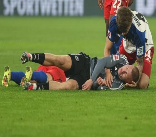 賽場急救法鷹球員，漢堡中衛(wèi)武什科維奇獲德甲12月公平競賽獎