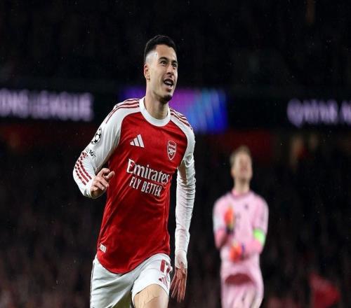 連續(xù)4場歐冠進(jìn)球，馬丁內(nèi)利成阿森納隊史第四人