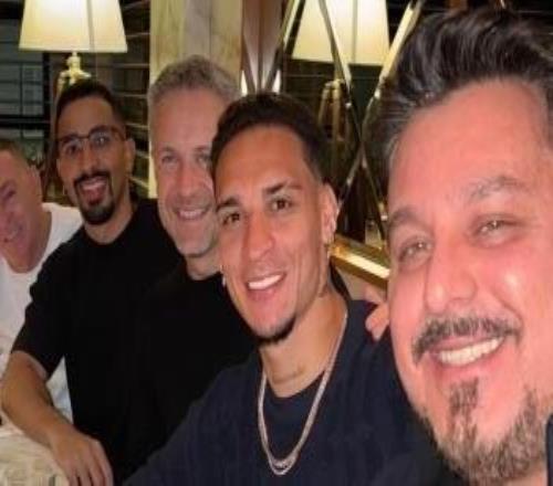 世体:曼联想让贝蒂斯承担安东尼经纪人的佣金,后者不同意