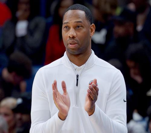 2勝10負(fù)，主帥下課！鵜鶘沒那么多耐心，這跟快船形成鮮明反差