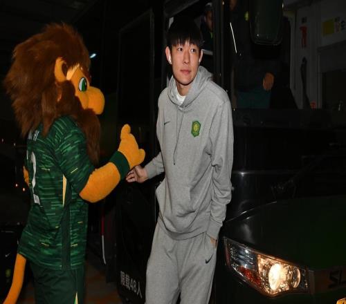 國安後防迎來驚喜侯森或將交出大旗，新麵孔撐起未來三年門線！