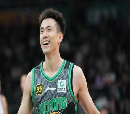 继张镇麟之后!辽宁又一当家球星被挖,再打一年都有望进NBA