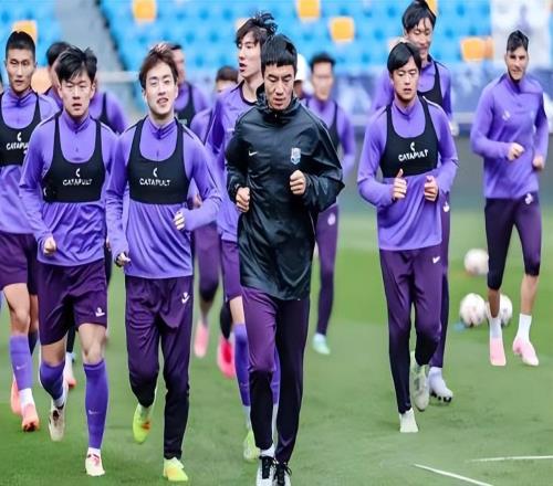 津門虎剛輸給泰山，於根偉就做出重要決定，公開發聲力挺外援格勞