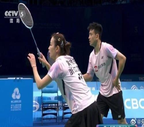 鄭思維/黃雅瓊奪得全運(yùn)會(huì)羽毛球混雙冠軍