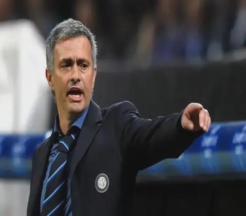 國(guó)際米蘭隊(duì)史第一個(gè)三冠王，穆帥、國(guó)米天作之合