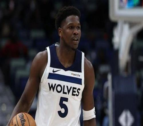 愛德華茲連續(xù)6場砍下30+！追平樂福并列隊(duì)史第一