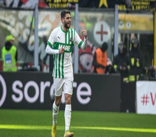 貝拉爾迪丨我曾跟球衣是條紋衫的豪門達成協議