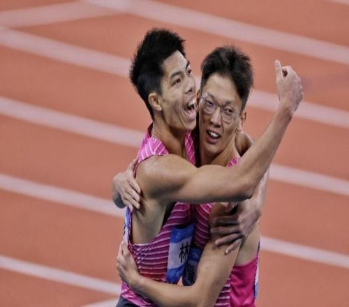 20歲施君豪男子200米稱雄，蘇炳添恩師曾說(shuō)讓他順其自然