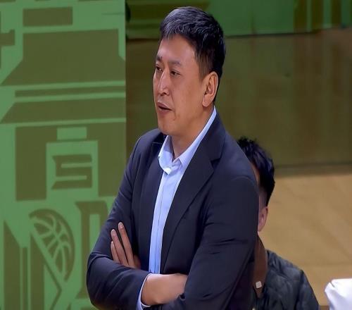 就在剛才，CBA爆大冷！墊底隊迎賽季首勝，告別5連敗，開心如過年