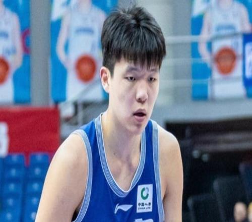 楊瀚森祝福青島男籃：我的心與青島同在兄弟們新賽季沖擊新輝煌