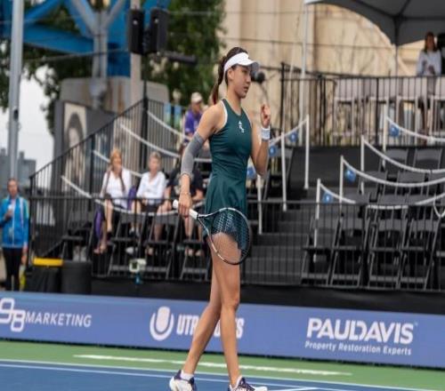 王欣瑜2-1逆转格鲁比奇,跻身WTA250克利夫兰站四强