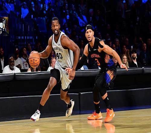 關(guān)鍵時刻又掉了鏈子！馬刺鋒線大將看起來到現(xiàn)在還是打不了硬仗