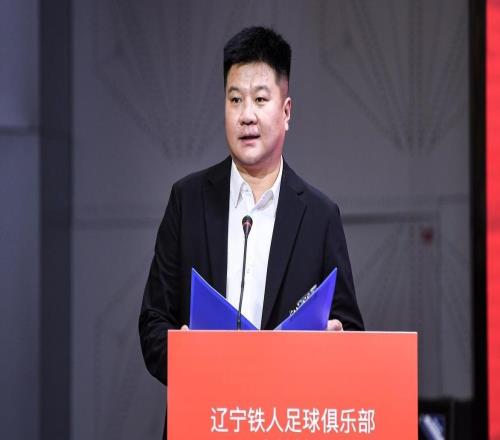 恭喜遼寧鐵人！官宣：36歲中場指揮官加盟，李金羽透露引援進度