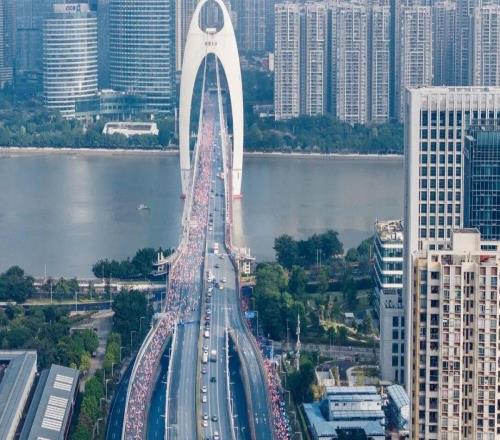 廣州馬拉松又將高溫戰(zhàn)？如何避免賽中崩盤？