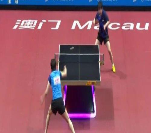 王曼昱戰(zhàn)勝孫穎莎，奪冠