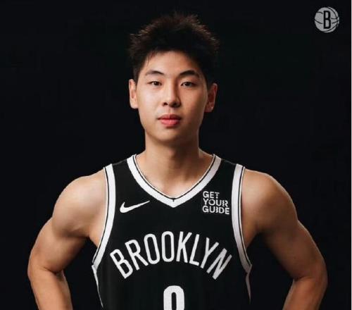 崔永熙曬重傷后首次5V5+傷勢恢復7成新季沖NBA或回CBA無定論