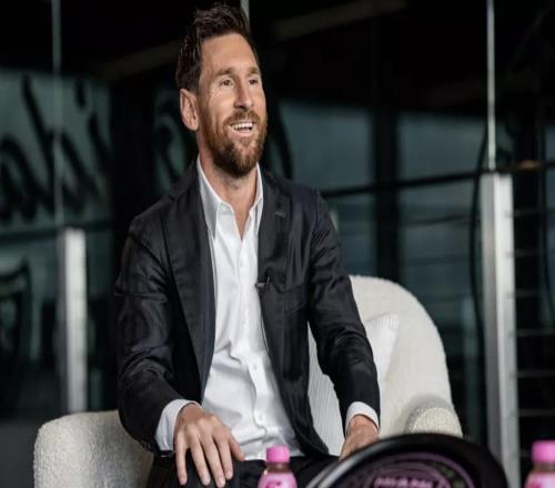 梅西：我在巴萨踢了一辈子球，却没能以我想象的方式告别