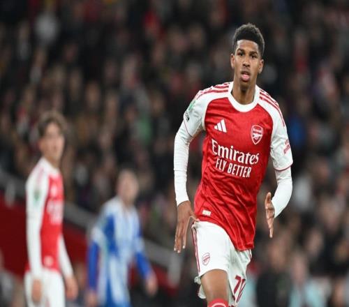 安諾斯曬照慶祝阿森納一線隊首秀，薩利巴評論：拉什福德