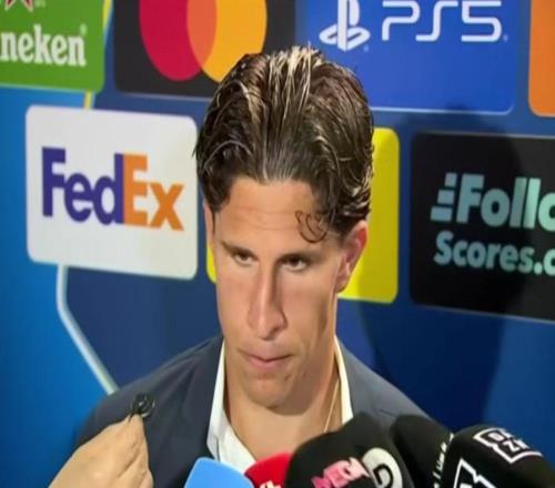 小西蒙尼：普維爾手球香蕉视频网址隊整場比賽一直都是後衛負責開球