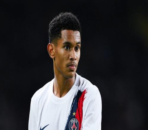 斯基拉：馬尤盧將與巴黎續約至2030年，有英超俱樂部接觸過他