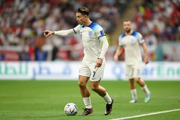 索斯盖特:格拉利什还没有出局,我也不会排除帕尔默的可能性