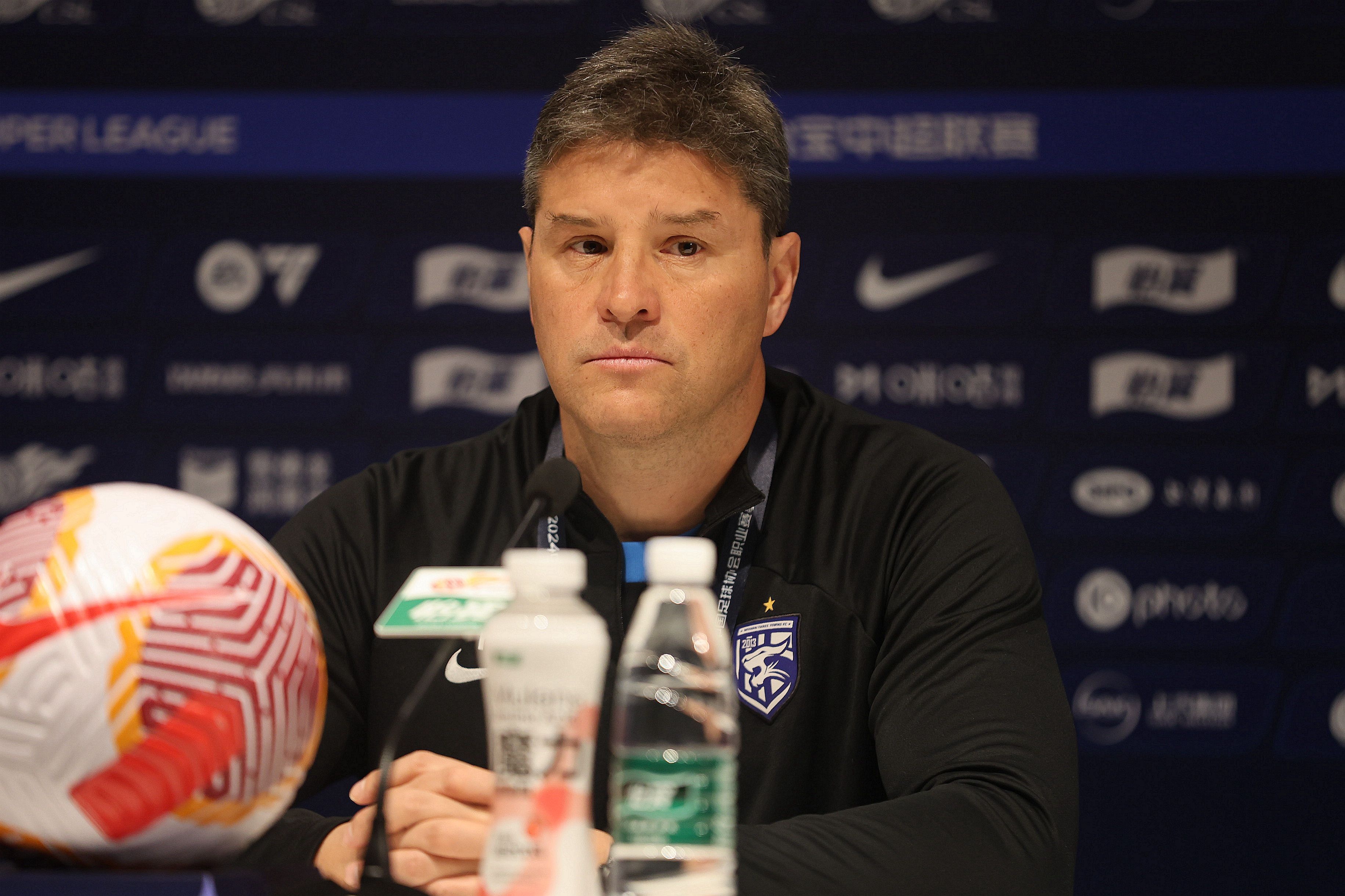 里卡多:赛前预估到了比赛的难度,为避免过度消耗换上小将和替补